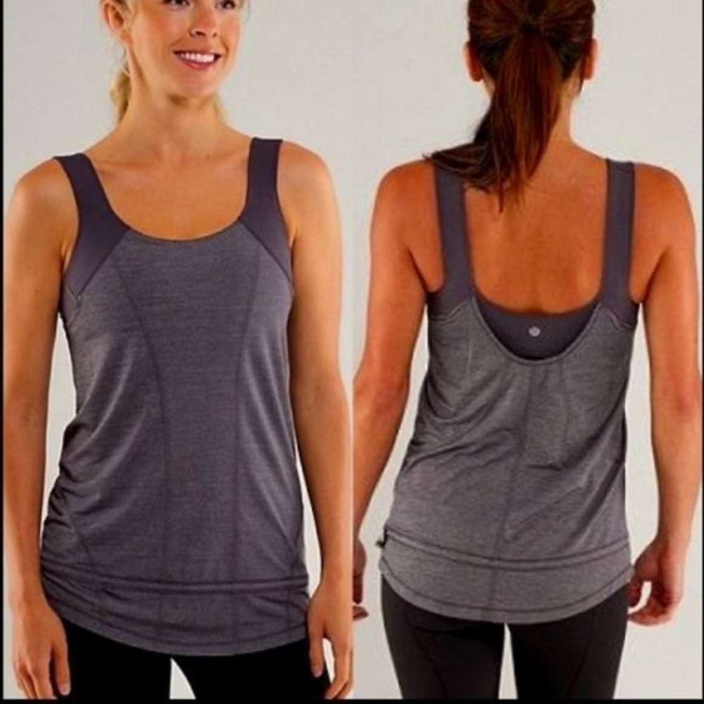 Lululemon Run For Your Life Tank
Layered Built in Bra Gray, size 4